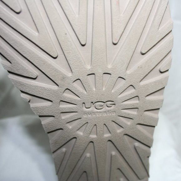 UGG Mini Bailey Bow Snake Metal 1005534-MTL Size 7 - Picture 7 of 10